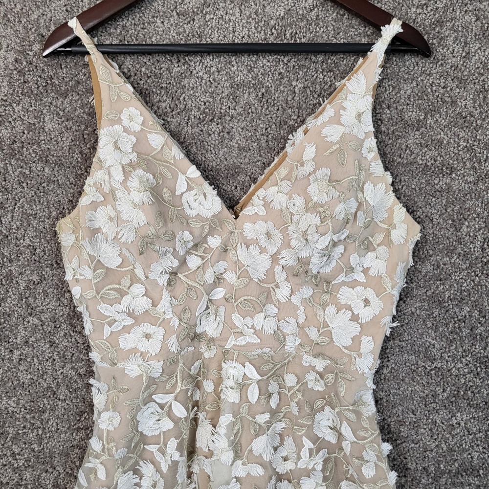 Dress The Population Elisa White Floral 3D Embroidery Dress Medium DDR424-K542‎ - Picture 7 of 11